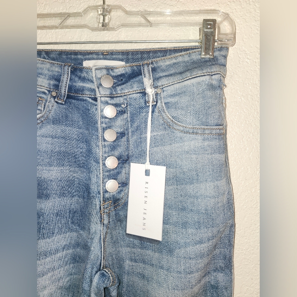NWT Risen "Button Fly High Rise Straight Leg" Light Distressing Light Wash 3/26 - Picture 3 of 11